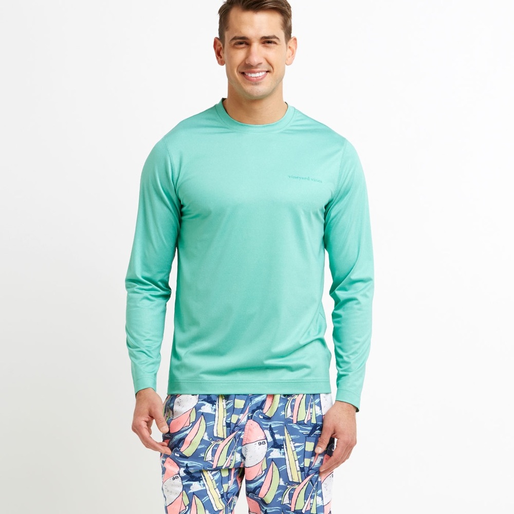 Vineyard Vines Long-Sleeve Performance‎ Heather T-Shirt